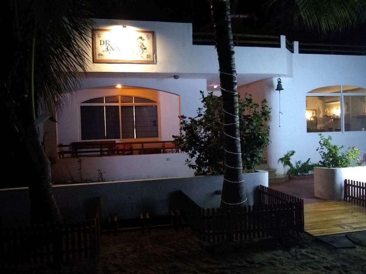 Drake Inn Puerto Villamil Exterior foto